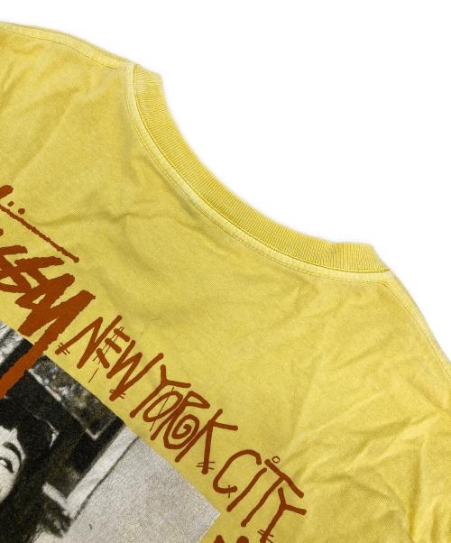stussy（ステューシー）stussy (ステューシー) How We're Livin' Pigment Dyed LS Tee イエロー サイズ:Mの古着・服飾アイテム