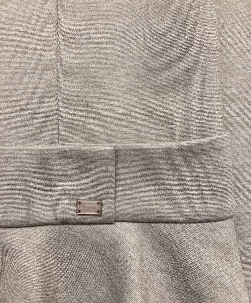 Rene basic（ルネベーシック）Rene basic (ルネベーシック) 裾フリルワンピース グレー サイズ:36の古着・服飾アイテム