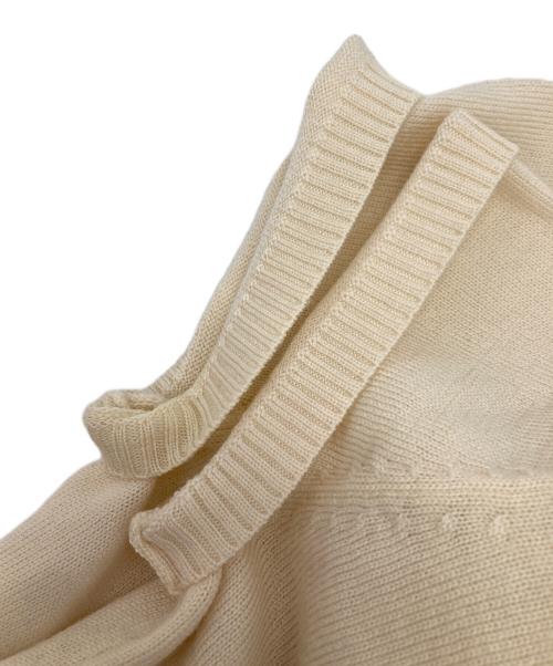 BURBERRY BLUE LABEL（バーバリー ブルー レーベル）BURBERRY BLUE LABEL (バーバリー ブルー レーベル) 半袖ニット ベージュ サイズ:38の古着・服飾アイテム