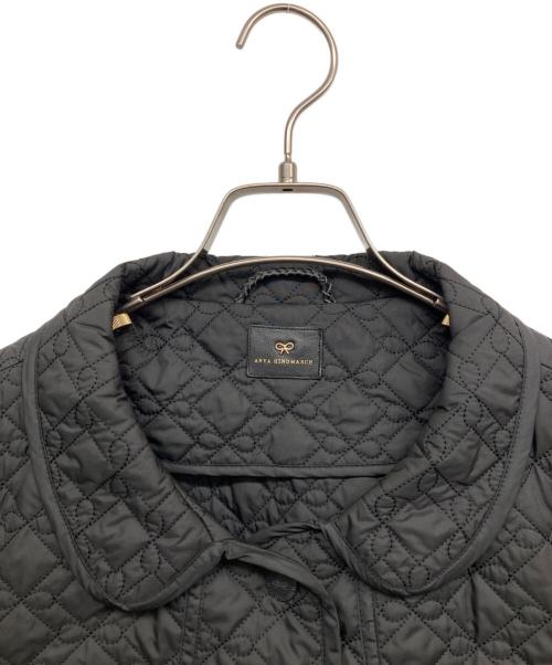 ANYA HINDMARCH（アニヤ・ハインドマーチ）ANYA HINDMARCH (アニヤ・ハインドマーチ) キルティングコート ブラック サイズ:Sの古着・服飾アイテム