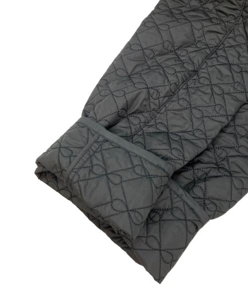 ANYA HINDMARCH（アニヤ・ハインドマーチ）ANYA HINDMARCH (アニヤ・ハインドマーチ) キルティングコート ブラック サイズ:Sの古着・服飾アイテム