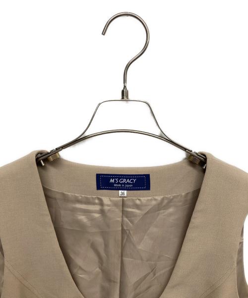 M'S GRACY（エムズグレイシー）M'S GRACY (エムズグレイシー) ノースリーブワンピース ベージュ サイズ:36の古着・服飾アイテム