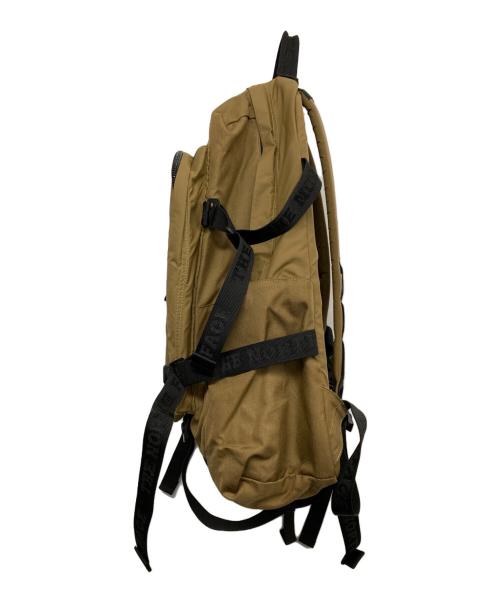 THE NORTHFACE PURPLELABEL（ザ・ノースフェイス パープルレーベル）THE NORTHFACE PURPLELABEL (ザ・ノースフェイス パープルレーベル) CORDURA Nylon Day Pack ベージュの古着・服飾アイテム