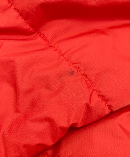 Patagonia（パタゴニア）Patagonia (パタゴニア) フード付パフジャケット レッド サイズ:Mの古着・服飾アイテム