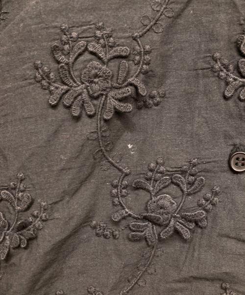 JOURNAL STANDARD relume（ジャーナルスタンダード レリューム）JOURNAL STANDARD relume (ジャーナルスタンダード レリューム) crinkle crinkle crinkle (クリンクル クリンクル クリンクル) 3Dエンブロイダリーシャツ ブラック サイズ:Fの古着・服飾アイテム