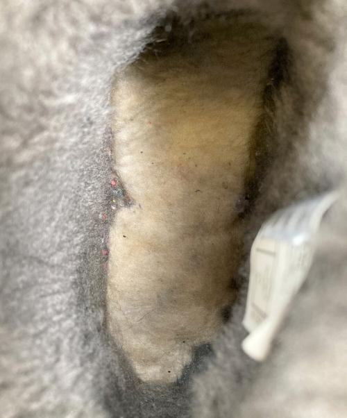 UGG（アグ）UGG (アグ) クラシック ミニムートンブーツ グレー サイズ:240の古着・服飾アイテム