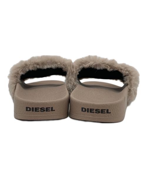 DIESEL（ディーゼル）DIESEL (ディーゼル) VALLAボアロゴサンダル ベージュ サイズ:37-38の古着・服飾アイテム