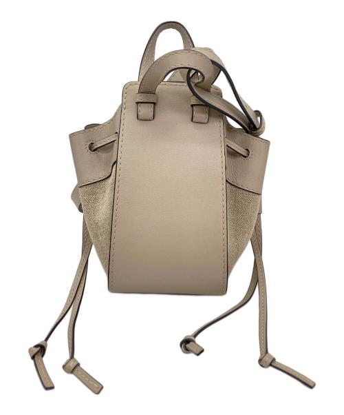 LOEWE（ロエベ）LOEWE (ロエベ) ハンモックドローストリングミニバッグ ベージュの古着・服飾アイテム