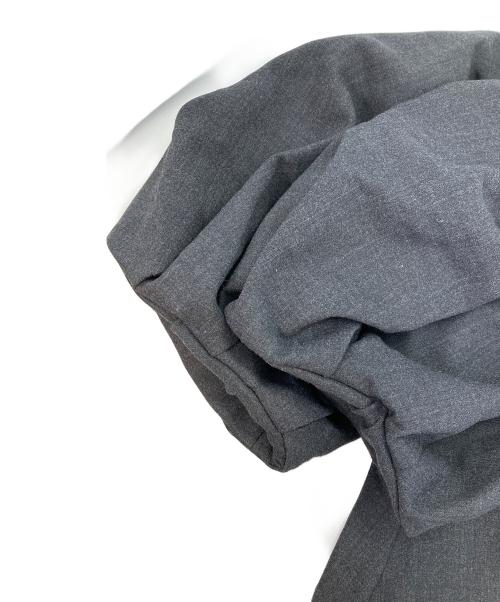 R（アール）R (アール) ウールダブルクロス ラッフル ブラウス グレー サイズ:40の古着・服飾アイテム