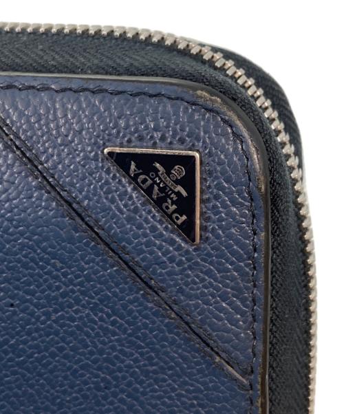 PRADA（プラダ）PRADA (プラダ) ラウンドジップウォレット ネイビーの古着・服飾アイテム