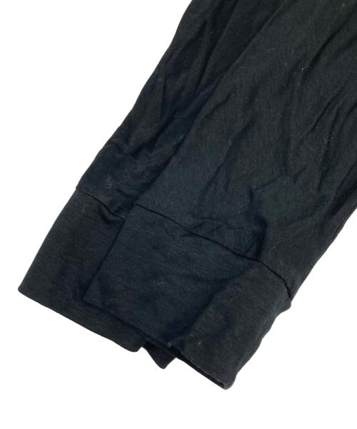 COGTHEBIGSMOKE（コグザビッグスモーク）COGTHEBIGSMOKE (コグザビッグスモーク) レーヨン混カットソー ブラック サイズ:FREEの古着・服飾アイテム