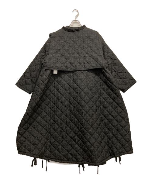 AYA（アヤ）aya (アヤ) CAROLINA GLASER (カロリナ グレイサー) キルティング フリルコート ブラック サイズ:無しの古着・服飾アイテム