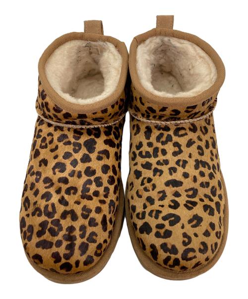 UGG（アグ）UGG (アグ) Wクラシックウルトラミニレオパードブーツ ブラウン サイズ:24の古着・服飾アイテム