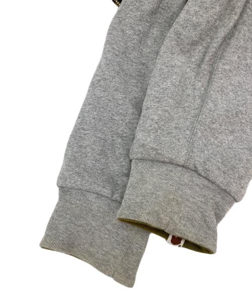 A BATHING APE（ア ベイシング エイプ）A BATHING APE (ア ベイシング エイプ) 1stカモグリーンリバーシブルフルジップパーカー グレー×グリーン サイズ:Lの古着・服飾アイテム