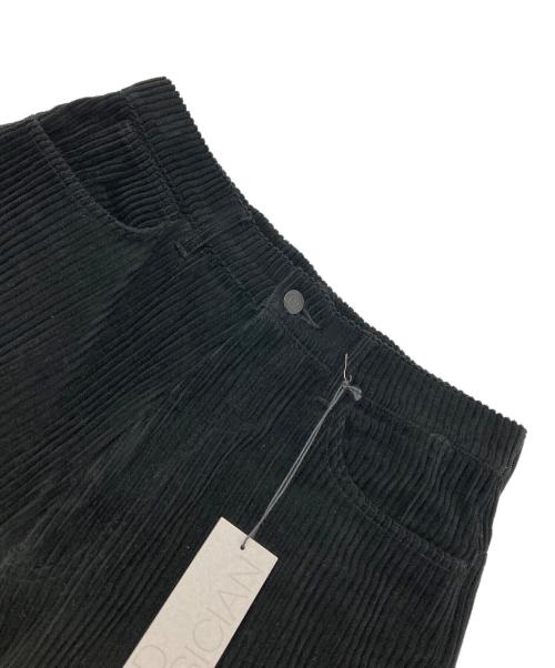 LAD MUSICIAN（ラッドミュージシャン）LAD MUSICIAN (ラッドミュージシャン) コーデュロイワイドテーパードパンツ ブラック サイズ:42の古着・服飾アイテム