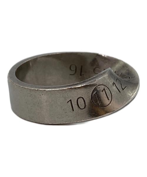 Maison Margiela（メゾンマルジェラ）Maison Margiela (メゾンマルジェラ) ナンバリングツイストリング シルバー サイズ:18号の古着・服飾アイテム