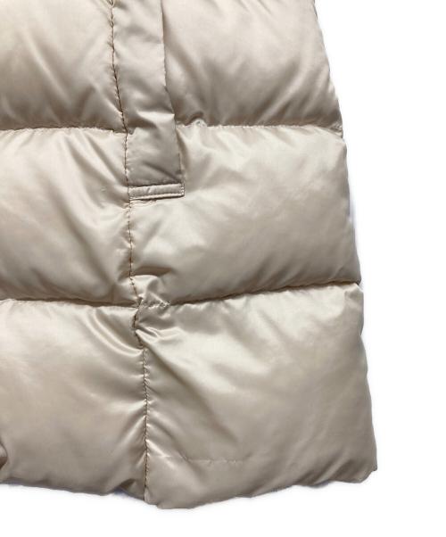 23区（ニジュウサンク）23区 (ニジュウサンク) シレータフタ ショート ダウンコート ホワイト サイズ:38の古着・服飾アイテム