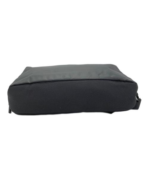 AER（エアー）Aer (エアー) テックスリング 2  ショルダーバッグ ブラックの古着・服飾アイテム