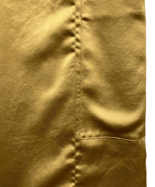 BEAUTY&YOUTH（ビューティーアンドユース）BEAUTY&YOUTH (ビューティーアンドユース) ヴィンテージサテンVネック ジャンパースカート イエロー サイズ:Mの古着・服飾アイテム