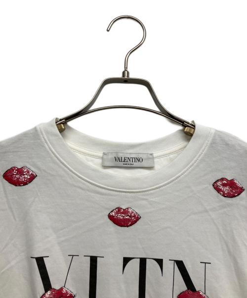 VALENTINO（ヴァレンティノ）VALENTINO (ヴァレンティノ) VLTNリップスパンコールTシャツ ホワイト サイズ:XSの古着・服飾アイテム