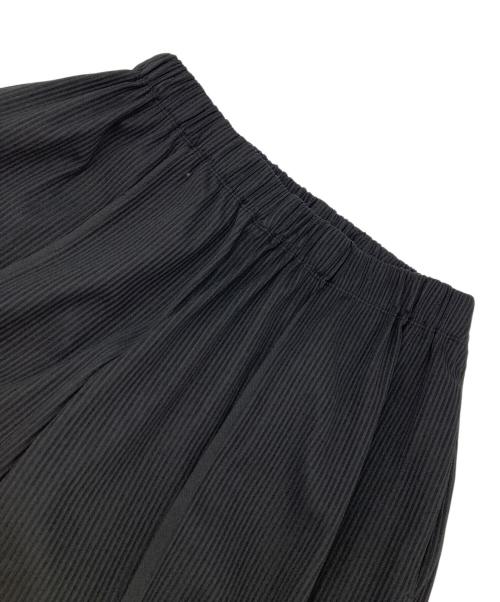 PLEATS PLEASE（プリーツプリーズ）PLEATS PLEASE (プリーツプリーズ) エイポックパンツ ブラック サイズ:FREEの古着・服飾アイテム