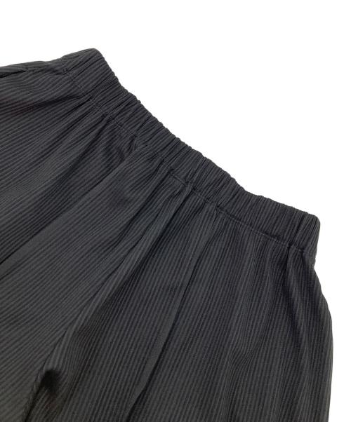 PLEATS PLEASE（プリーツプリーズ）PLEATS PLEASE (プリーツプリーズ) エイポックパンツ ブラック サイズ:FREEの古着・服飾アイテム