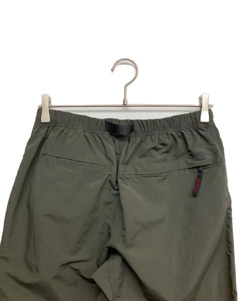 GRAMICCI（グラミチ）GRAMICCI (グラミチ) ナイロンパッカブルトラックパンツ カーキ サイズ:Mの古着・服飾アイテム