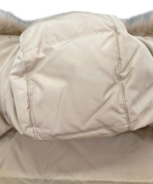 BURBERRY LONDON（バーバリーロンドン）BURBERRY LONDON (バーバリーロンドン) ダウンジャケット ベージュ サイズ:38の古着・服飾アイテム