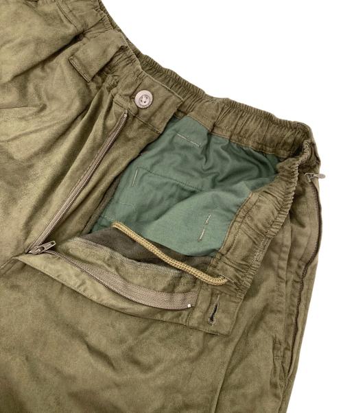 TIGHTBOOTH PRODUCTIONtsya（タイトブース プロダクション）TIGHTBOOTH PRODUCTIONtsya (タイトブース プロダクション) SUEDE BAGGY PANTS カーキ サイズ:Lの古着・服飾アイテム