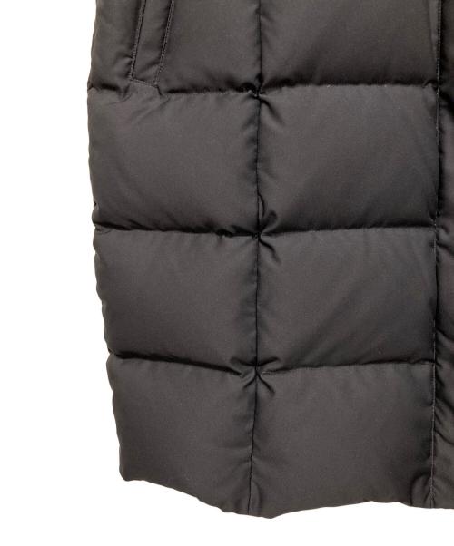 INDIVI（インディヴィ）INDIVI (インディヴィ) ロング リサイクルダウンコート ブラック サイズ:38の古着・服飾アイテム