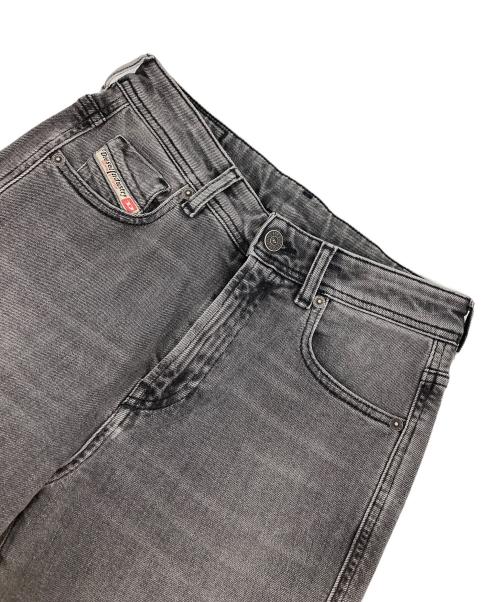 DIESEL（ディーゼル）DIESEL (ディーゼル) デニムパンツ グレー サイズ:W25の古着・服飾アイテム