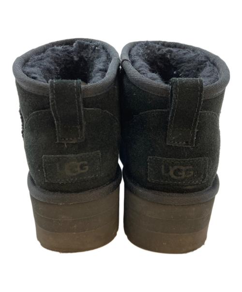 UGG（アグ）UGG (アグ) Classic Ultra Mini Platform ブラック サイズ:25の古着・服飾アイテム