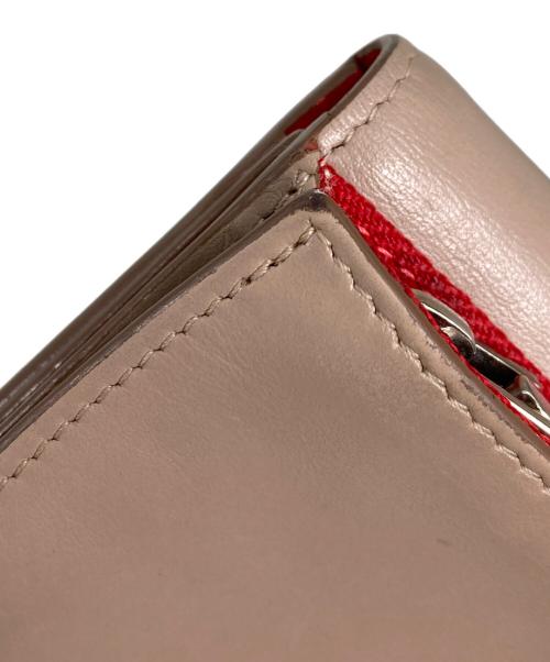 Christian Louboutin（クリスチャン・ルブタン）Christian Louboutin (クリスチャン・ルブタン) 3つ折り財布 ベージュの古着・服飾アイテム