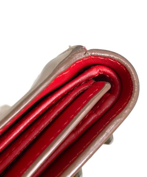 Christian Louboutin（クリスチャン・ルブタン）Christian Louboutin (クリスチャン・ルブタン) 3つ折り財布 ベージュの古着・服飾アイテム