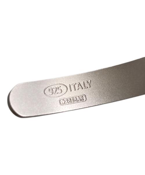 Maison Margiela（メゾンマルジェラ）Maison Margiela (メゾンマルジェラ) ロゴカフブレスレット シルバーの古着・服飾アイテム