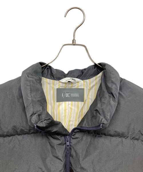 F/CE.（エフシーイー）F/CE. (エフシーイー) DIGAWEL (ディガウェル) puffer jacket グレー サイズ:2の古着・服飾アイテム