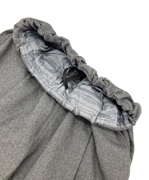 NO CONTROL AIR（ノーコントロールエアー）no control air (ノーコントロールエアー) メランジポリエステルツイル・製品染め サイドフラップポケットパンツ グレー サイズ:Sの古着・服飾アイテム