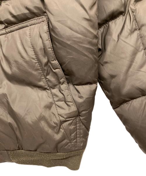 LACOSTE（ラコステ）LACOSTE (ラコステ) ダウンジャケット オリーブ サイズ:50の古着・服飾アイテム