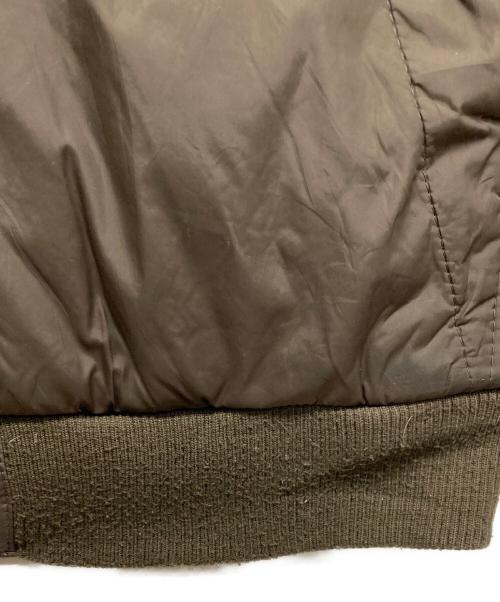 LACOSTE（ラコステ）LACOSTE (ラコステ) ダウンジャケット オリーブ サイズ:50の古着・服飾アイテム