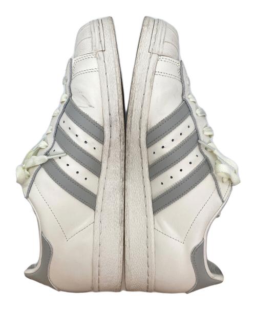 adidas（アディダス）adidas (アディダス) SUPERSTAR 82 CLOUDローカットスニーカー アイボリー サイズ:28.0の古着・服飾アイテム
