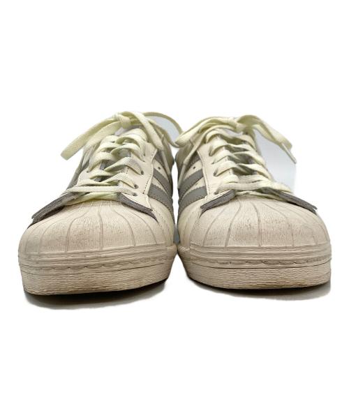 adidas（アディダス）adidas (アディダス) SUPERSTAR 82 CLOUDローカットスニーカー アイボリー サイズ:28.0の古着・服飾アイテム