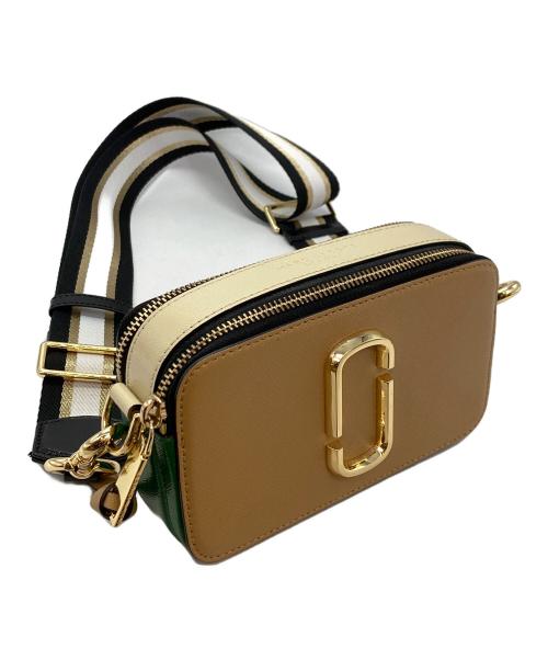 MARC JACOBS（マークジェイコブズ）MARC JACOBS (マークジェイコブズ) スナップショットショルダーバッグ ベージュの古着・服飾アイテム