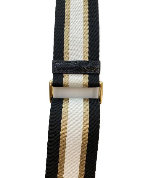 MARC JACOBS（マークジェイコブズ）MARC JACOBS (マークジェイコブズ) スナップショットショルダーバッグ ベージュの古着・服飾アイテム