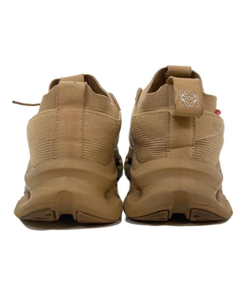 on（オン）On (オン) LOEWE (ロエベ) Cloudtilt 