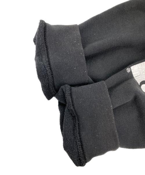 CarHartt（カーハート）CarHartt (カーハート) ロゴ グラフィック フーディー ブラック サイズ:Mの古着・服飾アイテム