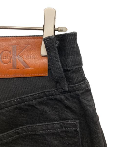 Calvin Klein（カルバンクライン）Calvin Klein (カルバンクライン) ローライズソフトバギージーンズ ブラック サイズ:25Sの古着・服飾アイテム