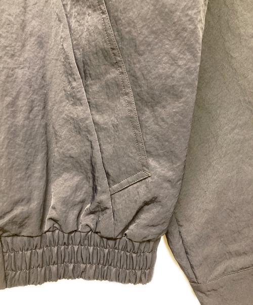 Calvin Klein（カルバンクライン）Calvin Klein (カルバンクライン) テックナイロンリラックスブルゾン ネイビー サイズ:Sの古着・服飾アイテム