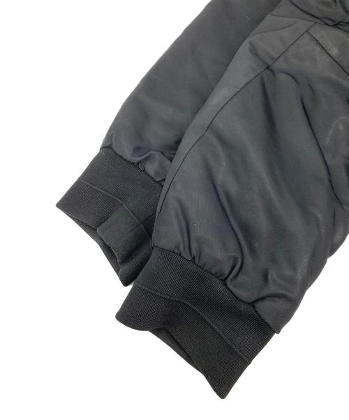 Calvin Klein（カルバンクライン）Calvin Klein (カルバンクライン) 中綿ブルゾン ブラック サイズ:Mの古着・服飾アイテム