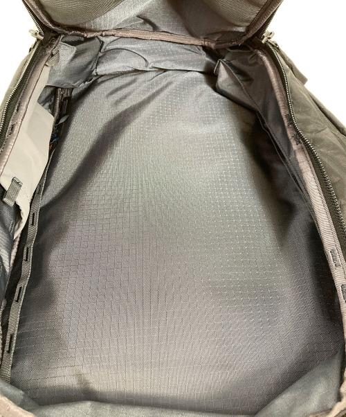 ABLE CARRY（エイブルキャリー）Able Carry (エイブルキャリー) THE MAX-TARMAC BLACK  リュック ブラックの古着・服飾アイテム