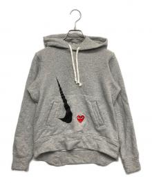 PLAY COMME des GARCONS×NIKE（プレイコムデギャルソン×ナイキ）の古着「プリントパーカー」｜グレー